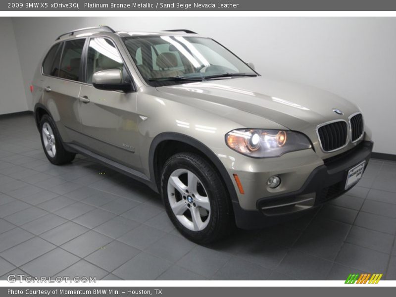Front 3/4 View of 2009 X5 xDrive30i