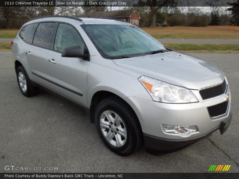 Silver Ice Metallic / Dark Gray/Light Gray 2010 Chevrolet Traverse LS