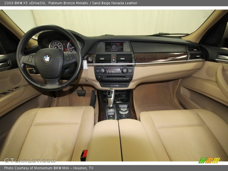 Dashboard of 2009 X5 xDrive30i