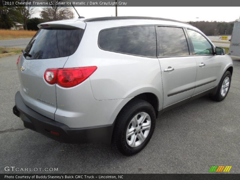 Silver Ice Metallic / Dark Gray/Light Gray 2010 Chevrolet Traverse LS