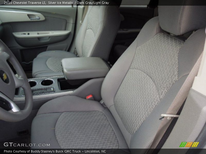 Silver Ice Metallic / Dark Gray/Light Gray 2010 Chevrolet Traverse LS