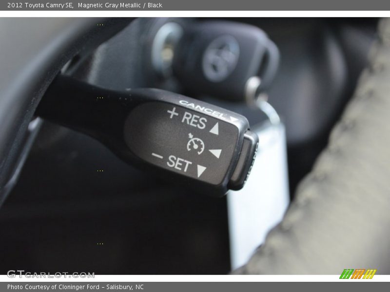Magnetic Gray Metallic / Black 2012 Toyota Camry SE