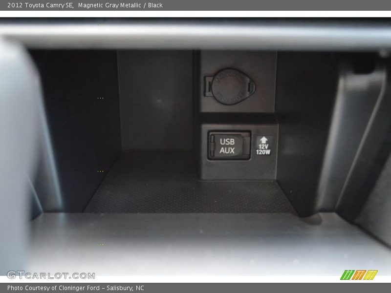 Magnetic Gray Metallic / Black 2012 Toyota Camry SE