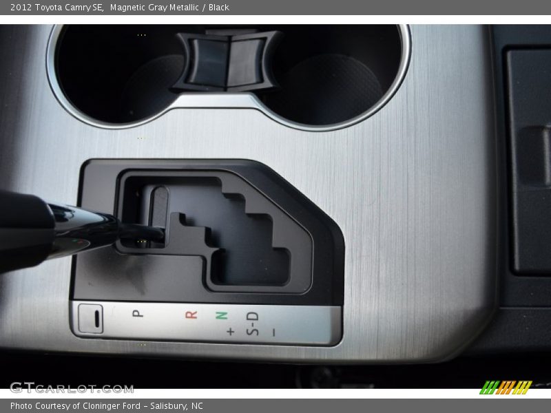 Magnetic Gray Metallic / Black 2012 Toyota Camry SE