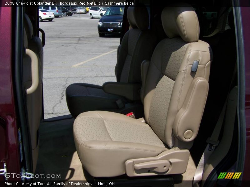 Bordeaux Red Metallic / Cashmere Beige 2008 Chevrolet Uplander LT