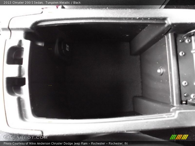 Tungsten Metallic / Black 2013 Chrysler 200 S Sedan