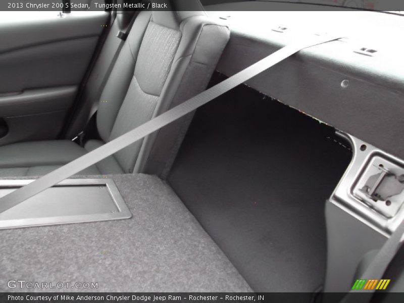 Tungsten Metallic / Black 2013 Chrysler 200 S Sedan