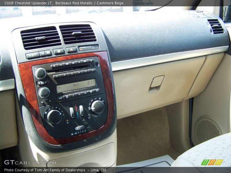 Bordeaux Red Metallic / Cashmere Beige 2008 Chevrolet Uplander LT