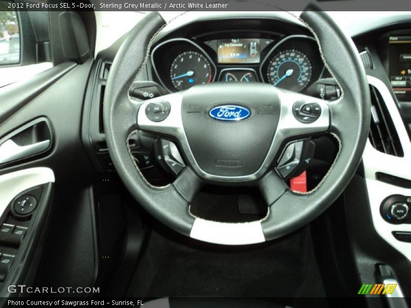  2012 Focus SEL 5-Door Steering Wheel