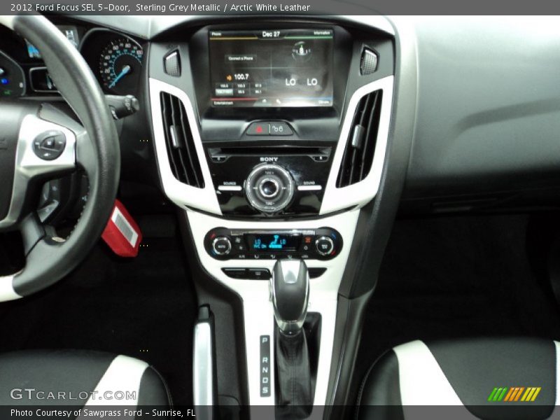 Controls of 2012 Focus SEL 5-Door