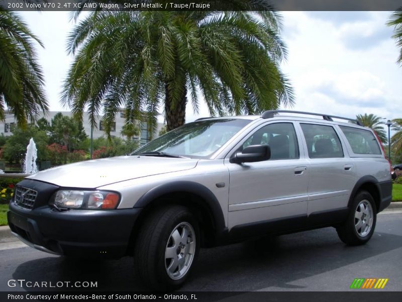 Silver Metallic / Taupe/Taupe 2002 Volvo V70 2.4T XC AWD Wagon