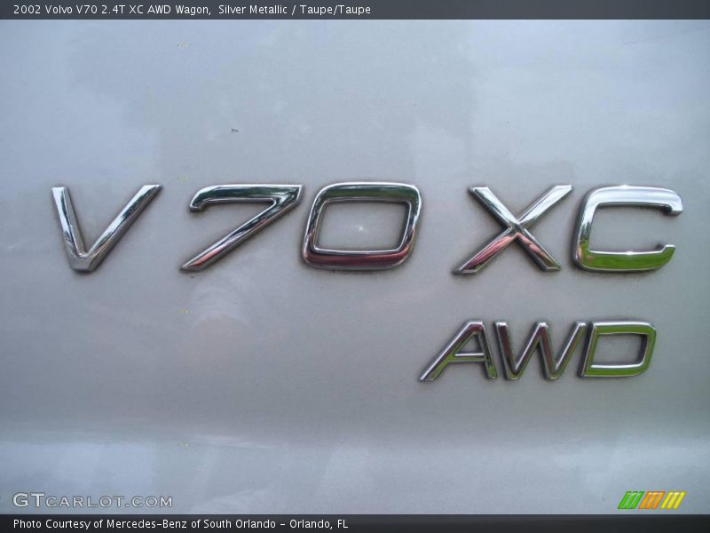 Silver Metallic / Taupe/Taupe 2002 Volvo V70 2.4T XC AWD Wagon