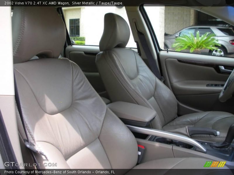 Silver Metallic / Taupe/Taupe 2002 Volvo V70 2.4T XC AWD Wagon