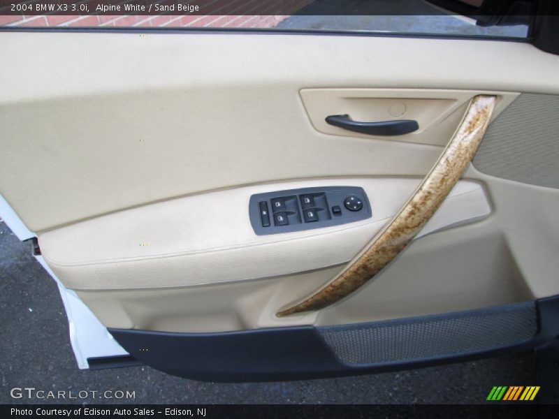 Alpine White / Sand Beige 2004 BMW X3 3.0i