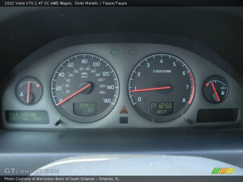 Silver Metallic / Taupe/Taupe 2002 Volvo V70 2.4T XC AWD Wagon