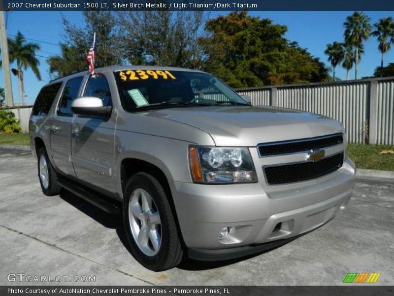 Silver Birch Metallic / Light Titanium/Dark Titanium 2007 Chevrolet Suburban 1500 LT