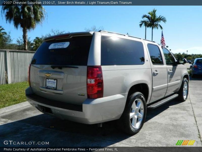 Silver Birch Metallic / Light Titanium/Dark Titanium 2007 Chevrolet Suburban 1500 LT