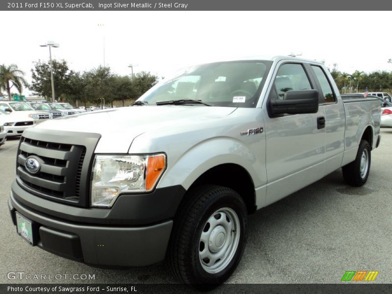 Front 3/4 View of 2011 F150 XL SuperCab