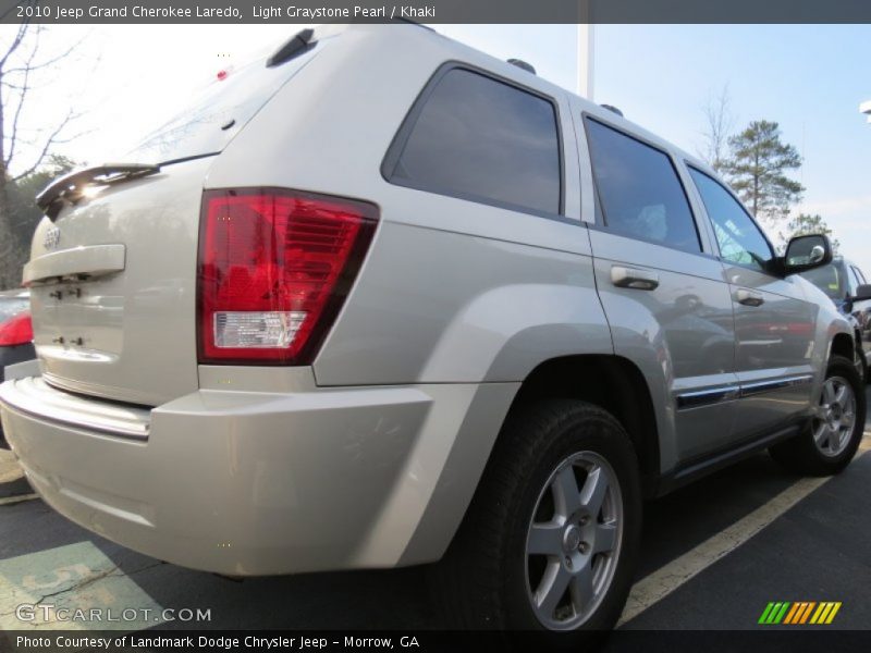 Light Graystone Pearl / Khaki 2010 Jeep Grand Cherokee Laredo