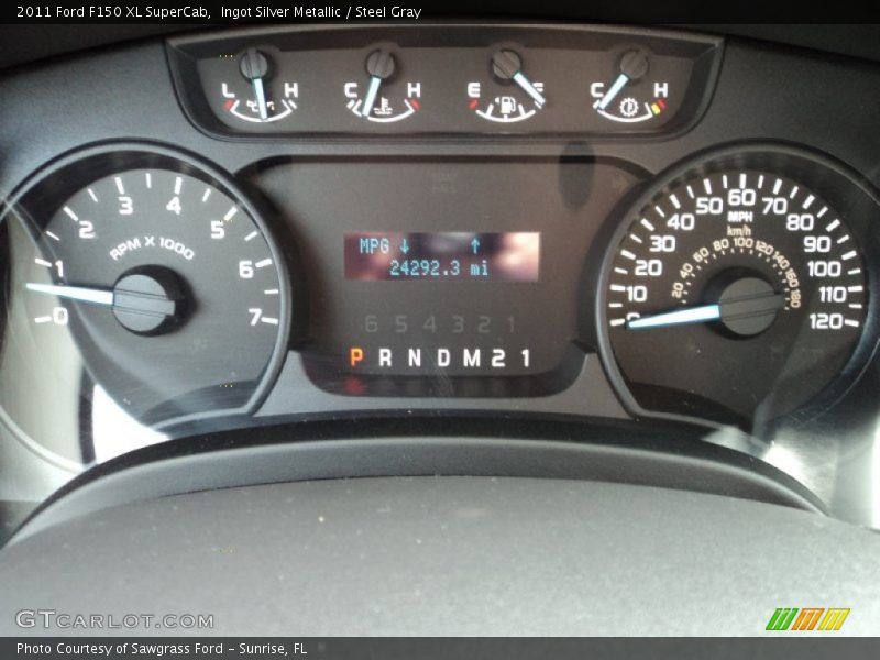 Ingot Silver Metallic / Steel Gray 2011 Ford F150 XL SuperCab