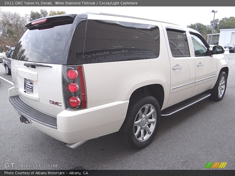 White Diamond Tintcoat / Cocoa/Light Cashmere 2011 GMC Yukon XL Denali