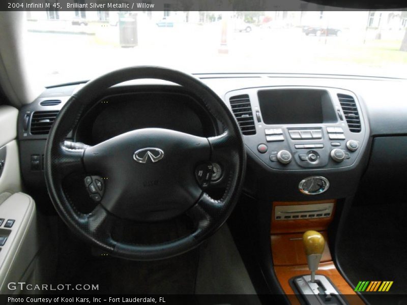 Brilliant Silver Metallic / Willow 2004 Infiniti M 45