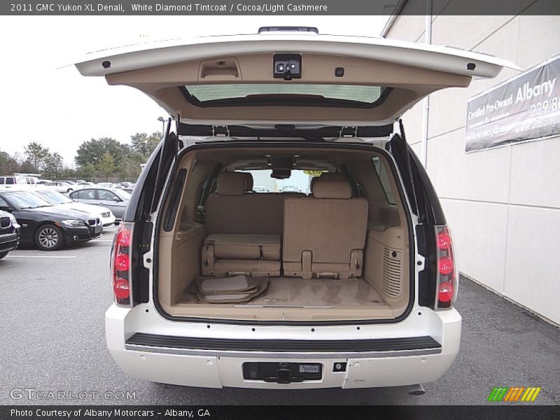 White Diamond Tintcoat / Cocoa/Light Cashmere 2011 GMC Yukon XL Denali