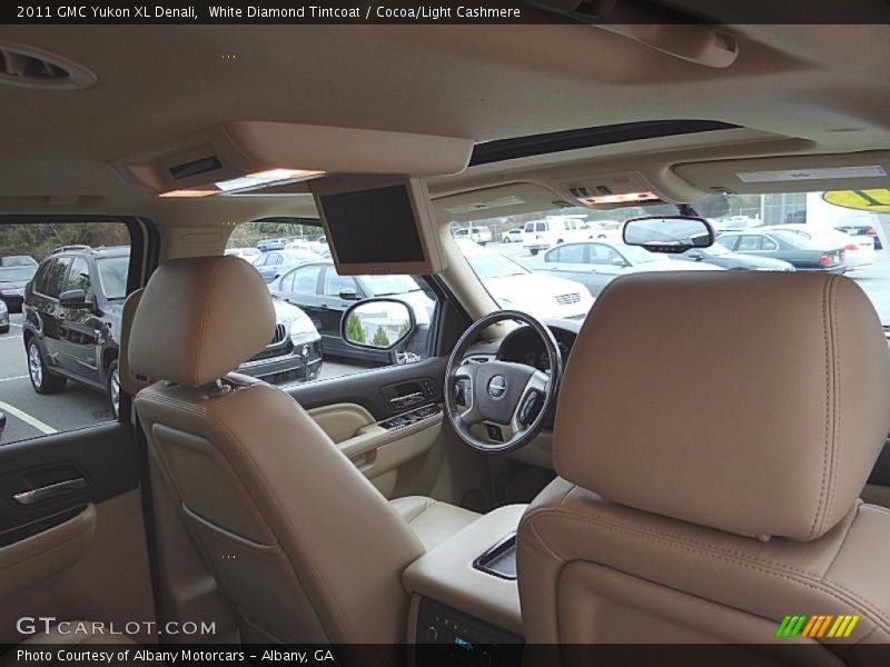 White Diamond Tintcoat / Cocoa/Light Cashmere 2011 GMC Yukon XL Denali