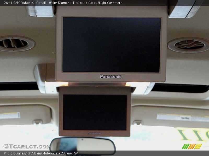 White Diamond Tintcoat / Cocoa/Light Cashmere 2011 GMC Yukon XL Denali