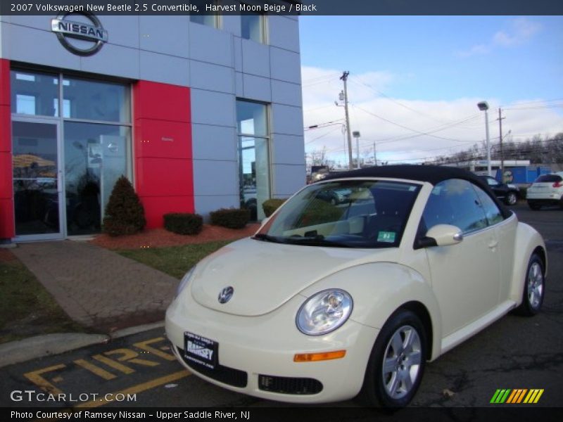 Harvest Moon Beige / Black 2007 Volkswagen New Beetle 2.5 Convertible