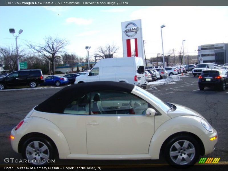 Harvest Moon Beige / Black 2007 Volkswagen New Beetle 2.5 Convertible