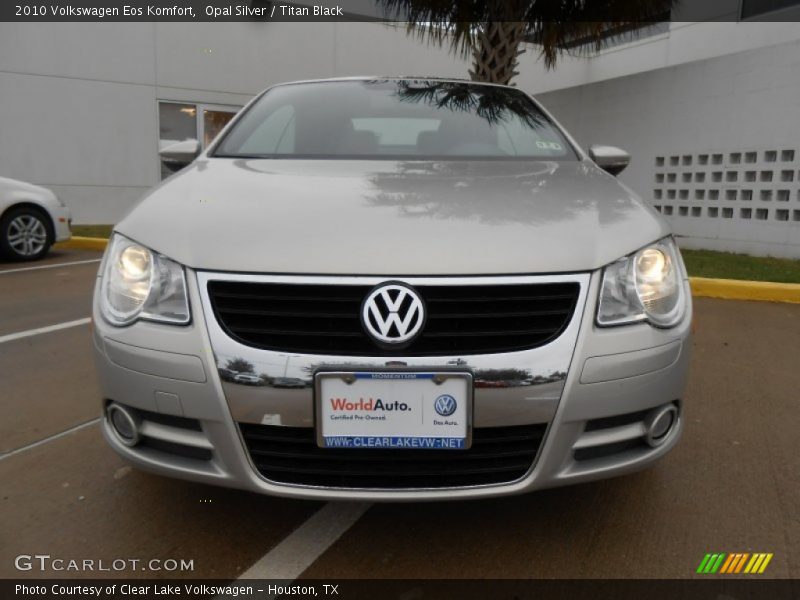 Opal Silver / Titan Black 2010 Volkswagen Eos Komfort