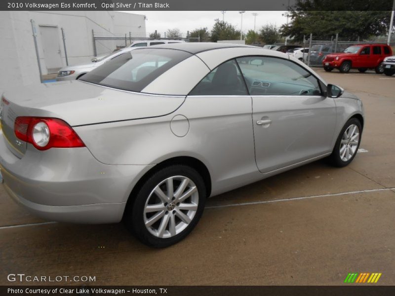 Opal Silver / Titan Black 2010 Volkswagen Eos Komfort