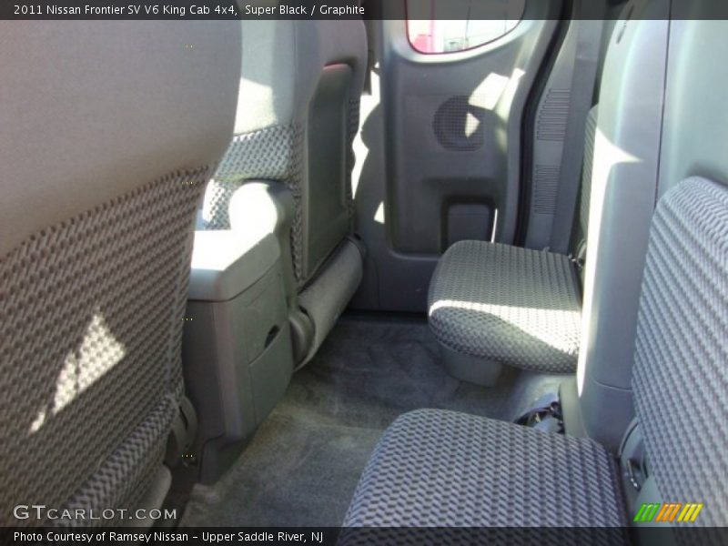 Super Black / Graphite 2011 Nissan Frontier SV V6 King Cab 4x4