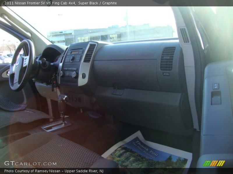 Super Black / Graphite 2011 Nissan Frontier SV V6 King Cab 4x4