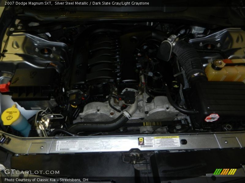 Silver Steel Metallic / Dark Slate Gray/Light Graystone 2007 Dodge Magnum SXT
