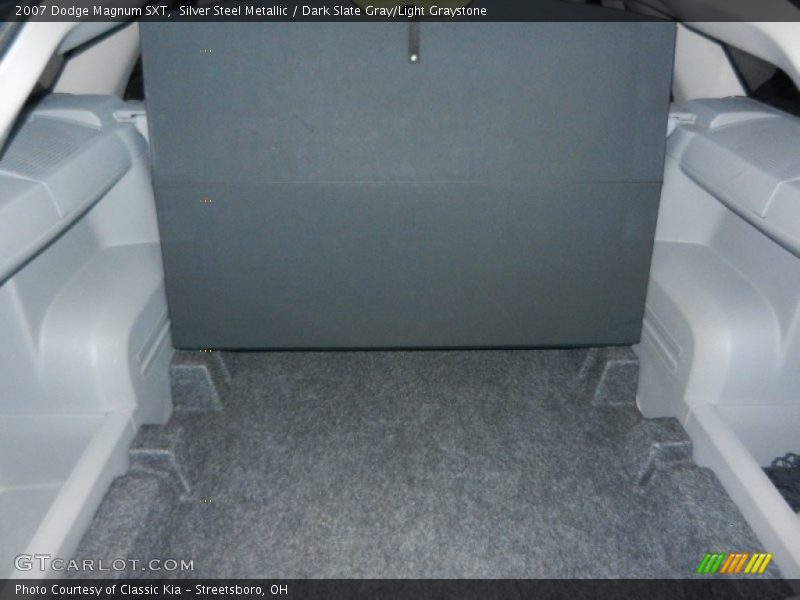 Silver Steel Metallic / Dark Slate Gray/Light Graystone 2007 Dodge Magnum SXT