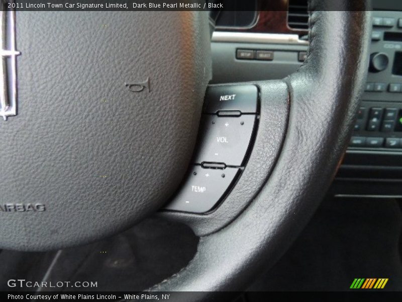 Dark Blue Pearl Metallic / Black 2011 Lincoln Town Car Signature Limited