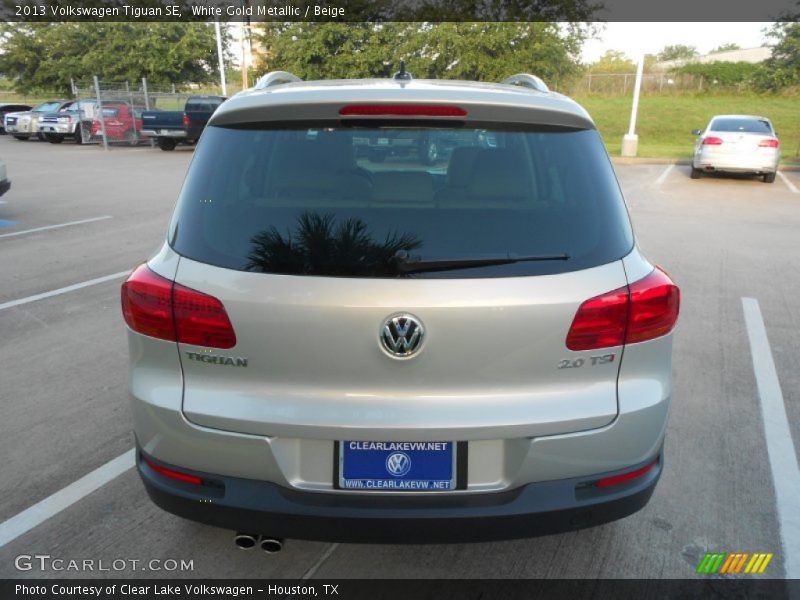 White Gold Metallic / Beige 2013 Volkswagen Tiguan SE