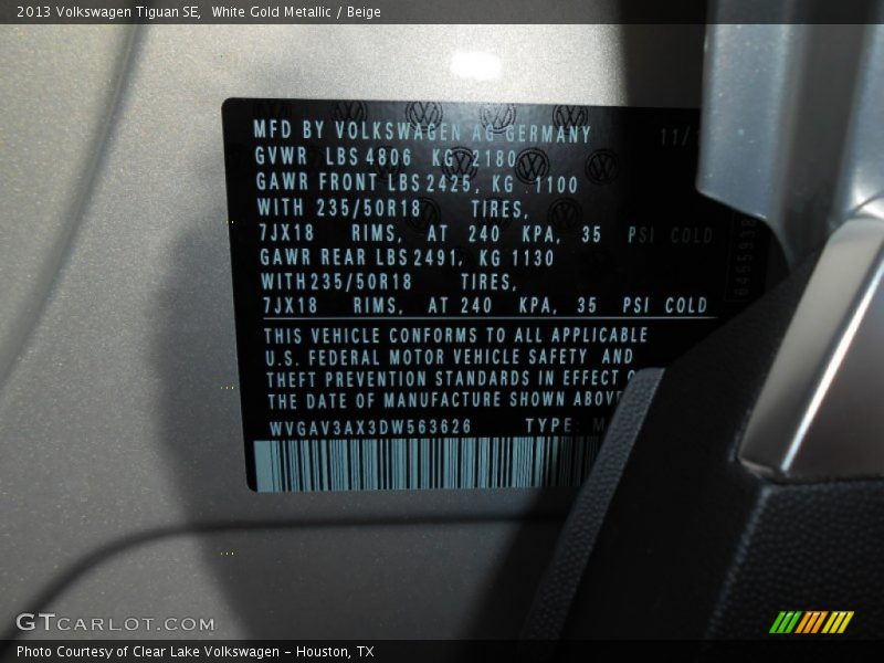 White Gold Metallic / Beige 2013 Volkswagen Tiguan SE