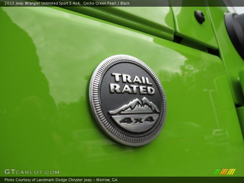 Trail Rated Badge - 2013 Jeep Wrangler Unlimited Sport S 4x4