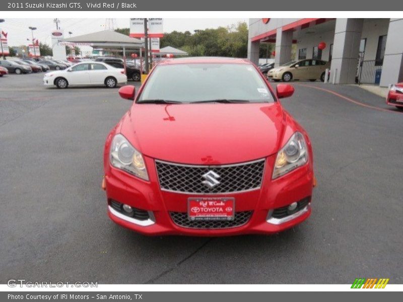 Vivid Red / Black 2011 Suzuki Kizashi GTS