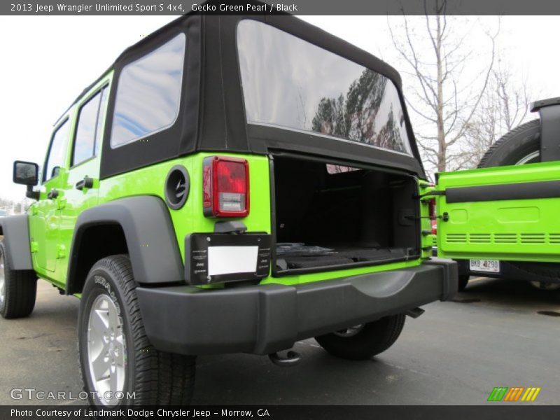 Gecko Green Pearl / Black 2013 Jeep Wrangler Unlimited Sport S 4x4
