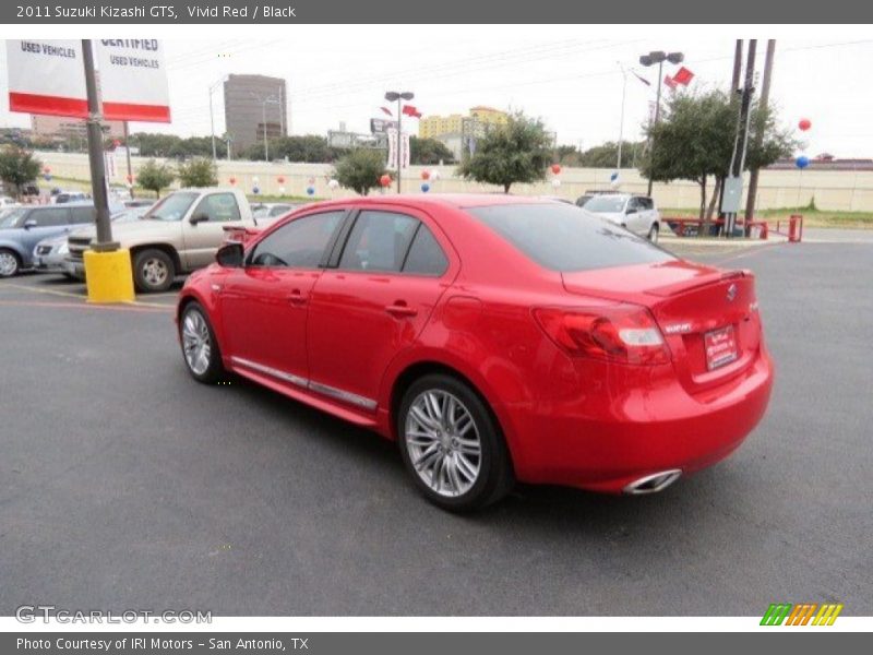 Vivid Red / Black 2011 Suzuki Kizashi GTS