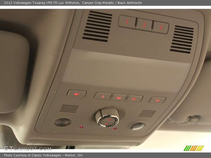 Canyon Gray Metallic / Black Anthracite 2012 Volkswagen Touareg VR6 FSI Lux 4XMotion