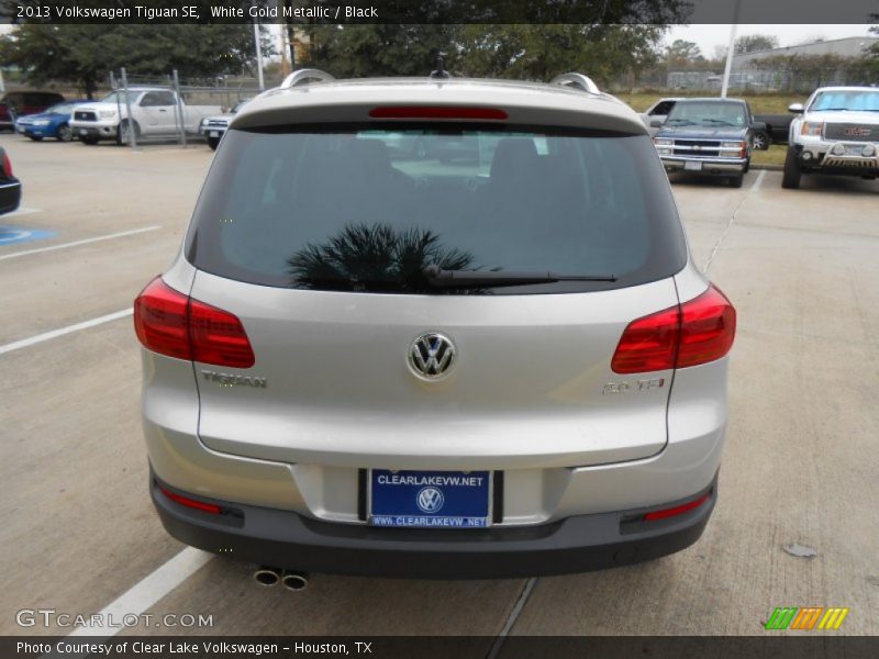 White Gold Metallic / Black 2013 Volkswagen Tiguan SE