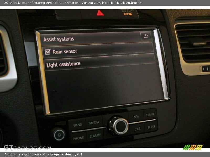 Canyon Gray Metallic / Black Anthracite 2012 Volkswagen Touareg VR6 FSI Lux 4XMotion