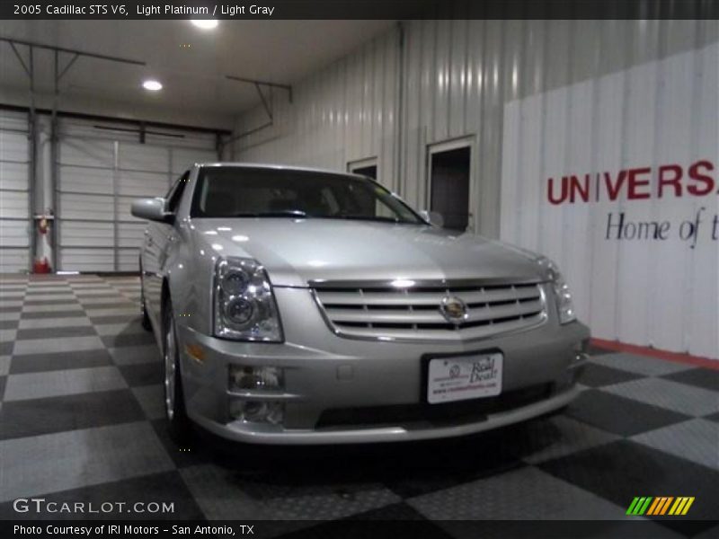 Light Platinum / Light Gray 2005 Cadillac STS V6