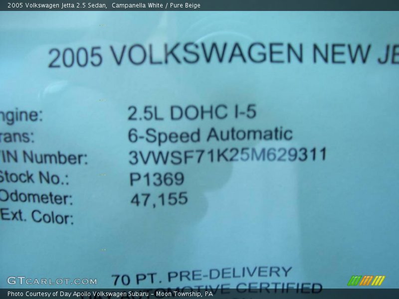 Campanella White / Pure Beige 2005 Volkswagen Jetta 2.5 Sedan