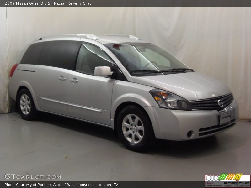 Radiant Silver / Gray 2009 Nissan Quest 3.5 S